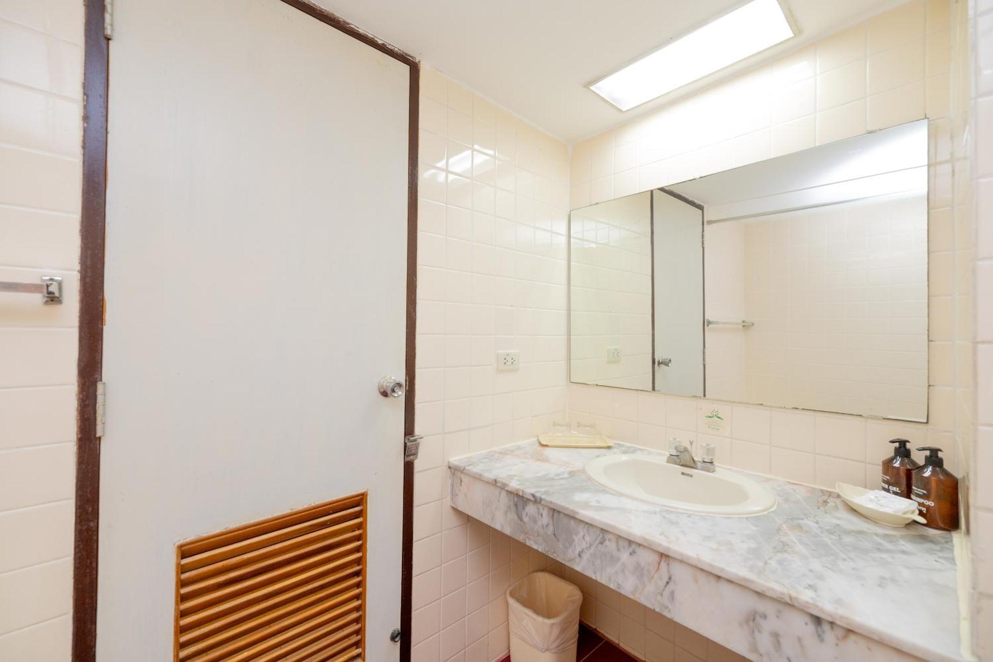 Mido Hotel Bangkok Zewnętrze zdjęcie