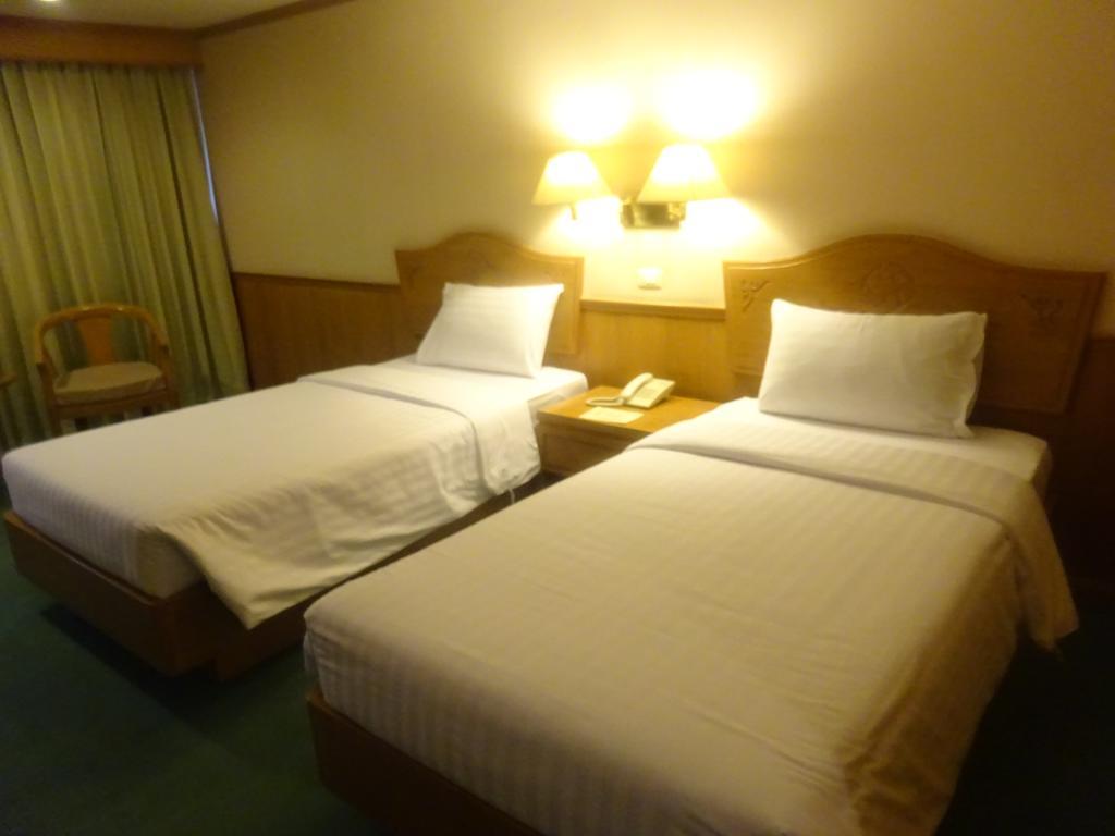 Mido Hotel Bangkok Zewnętrze zdjęcie