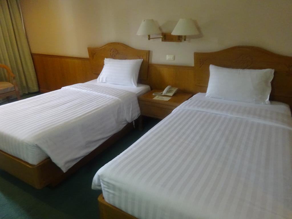 Mido Hotel Bangkok Zewnętrze zdjęcie